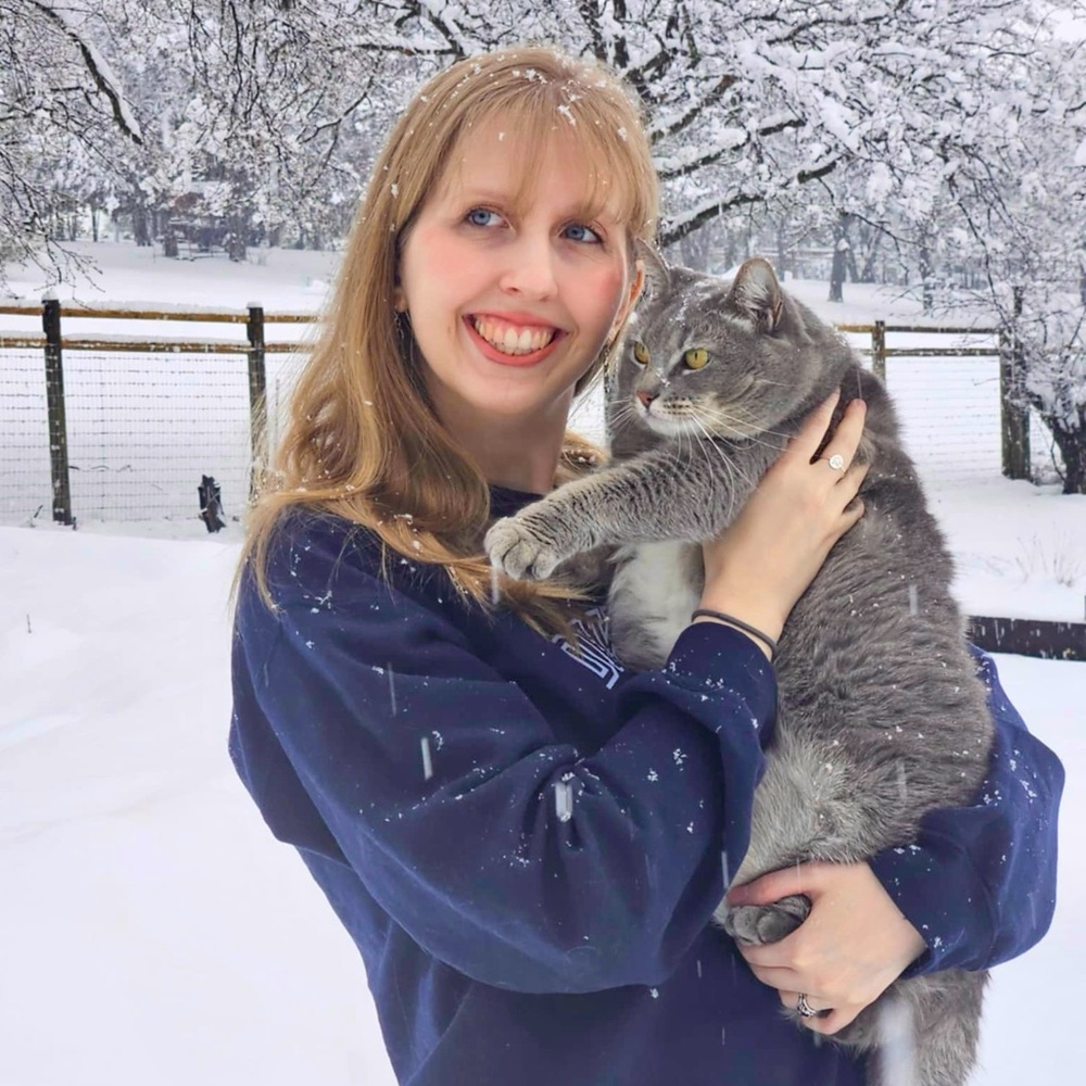 Meet your Posher, Hannah